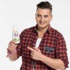 Müllermilch hat kein Problem mit der Homophobie ihres Werbestars Andreas Gabalier